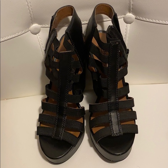 🌺🌟NEW Lucky brand ⭐️🌺 - Picture 2 of 10